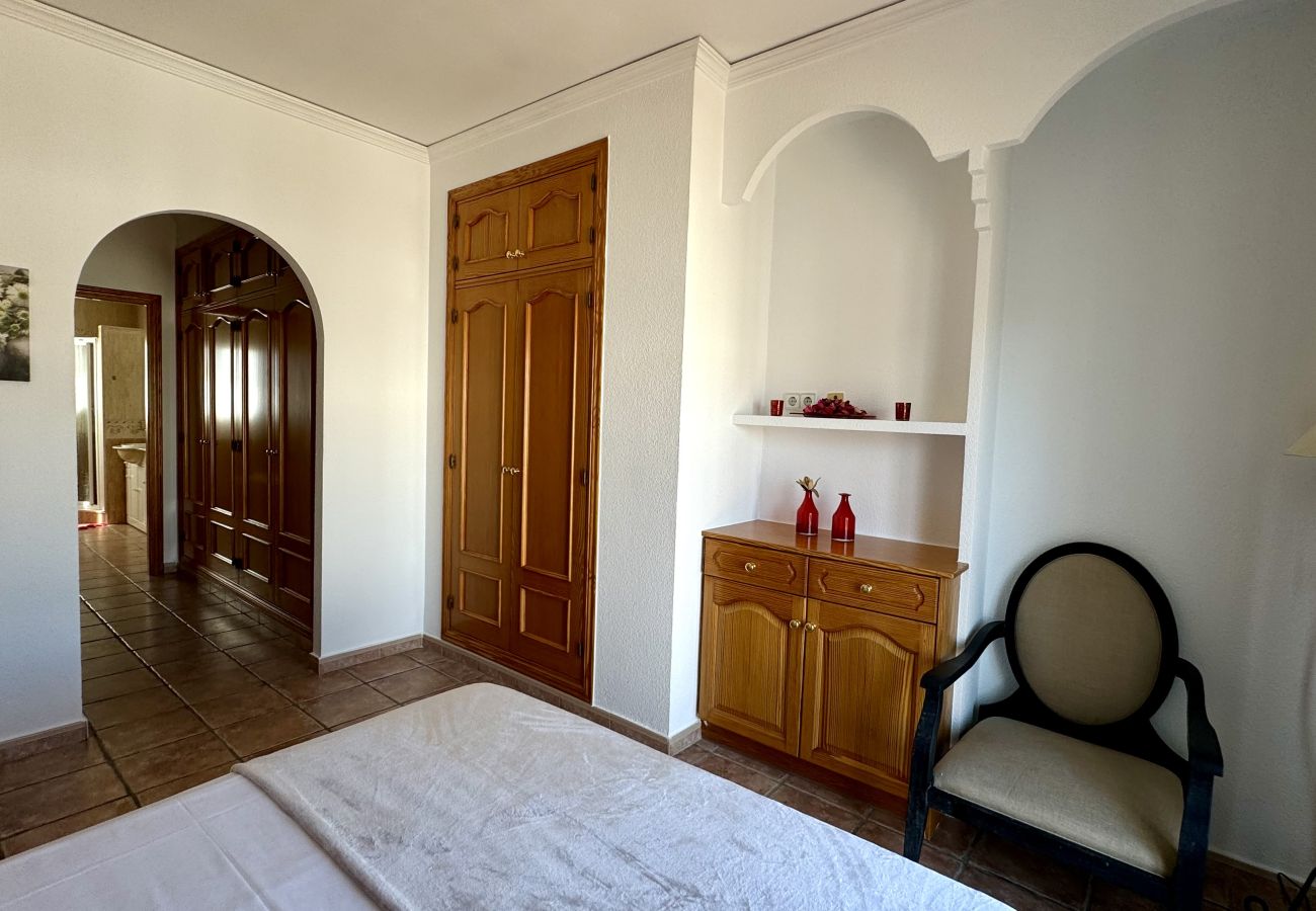 Apartment in Denia - CARLTON 131 LM-031