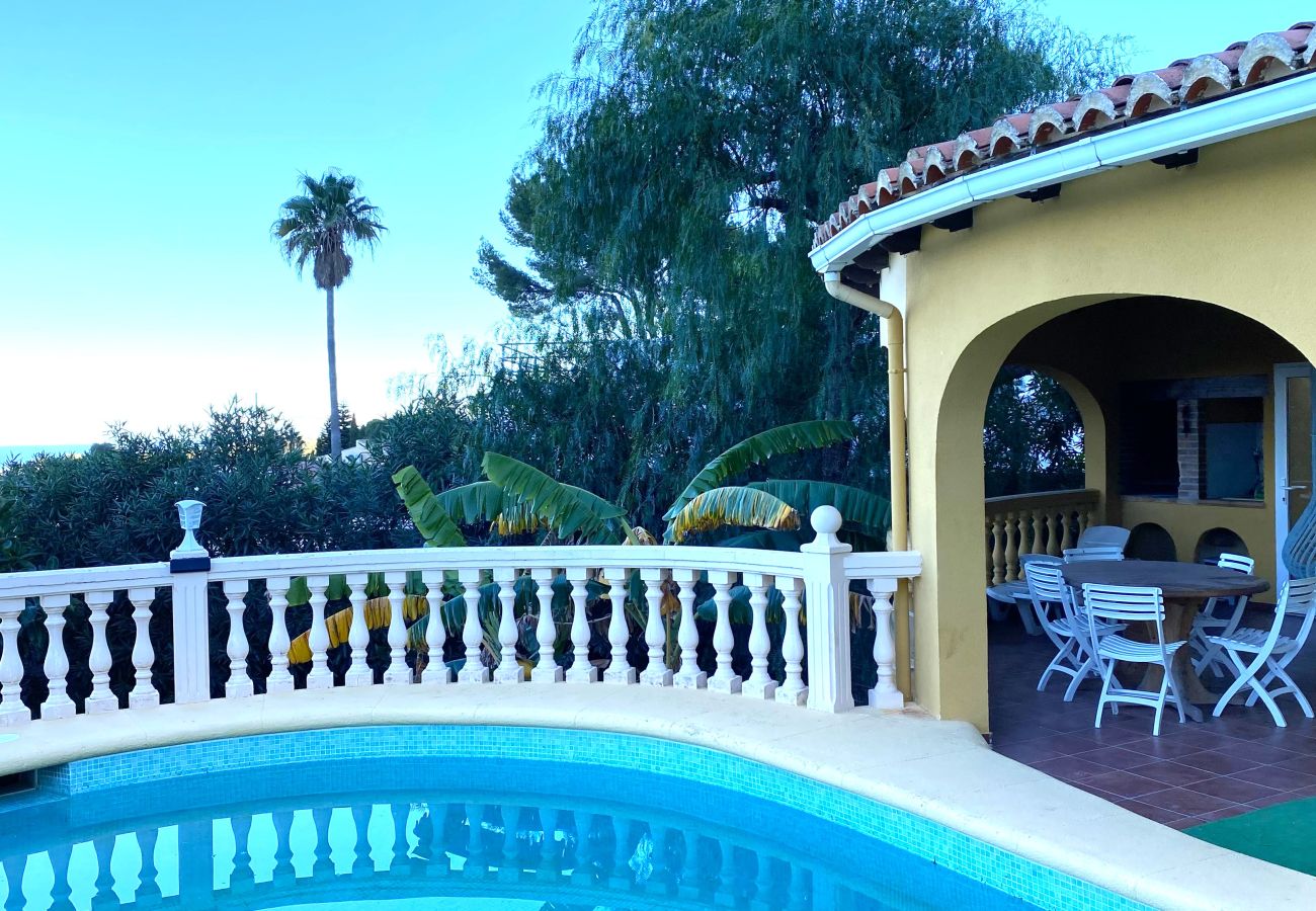 Вилла на Дения / Denia - Villa Canoa-3-d vistas al mar , piscina MT003